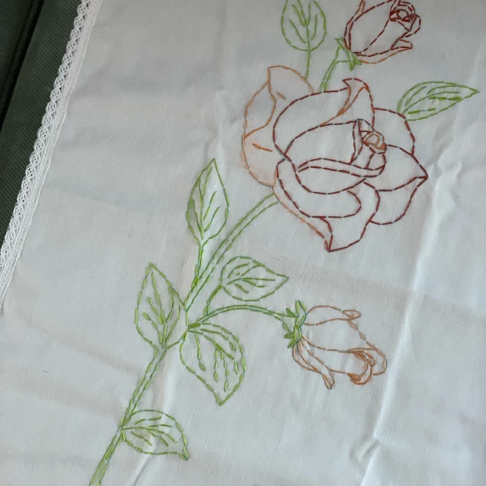 Vintage Embroidered Rose Pillowcases White Pair 29.5” by 20.5”